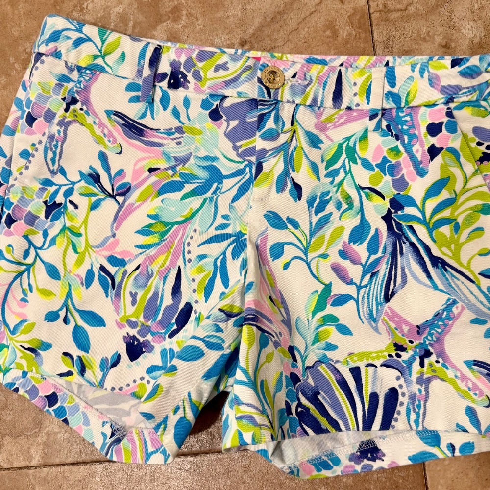 Lilly Pulitzer Callahan Stretch Shorts - Picture 2 of 4